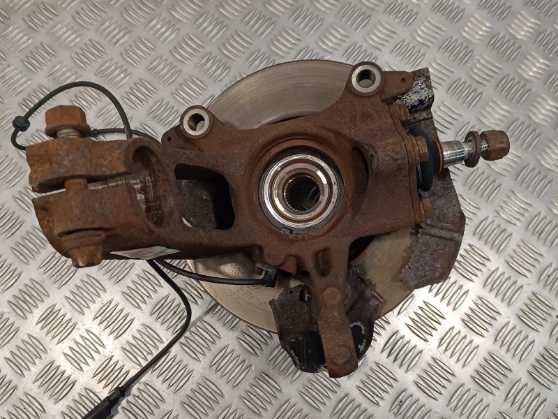 Recambio de mangueta delantera izquierda para peugeot boxer furgón 2.2 hdi fap cat referencia OEM IAM 01374759080  