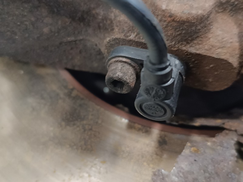 Recambio de mangueta delantera izquierda para peugeot boxer furgón 2.2 hdi fap cat referencia OEM IAM 01374759080  