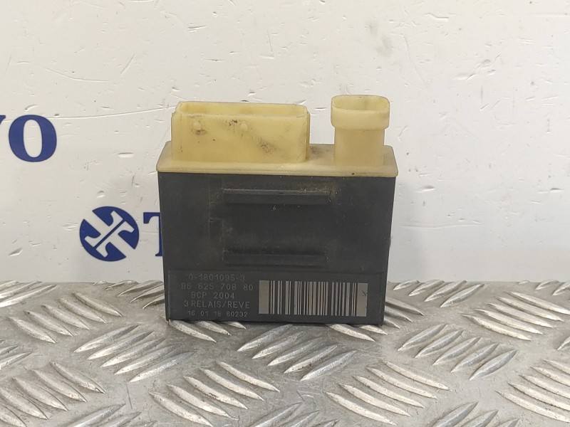 Recambio de caja precalentamiento para peugeot 308 1.6 blue-hdi fap referencia OEM IAM 9662570880  018010953