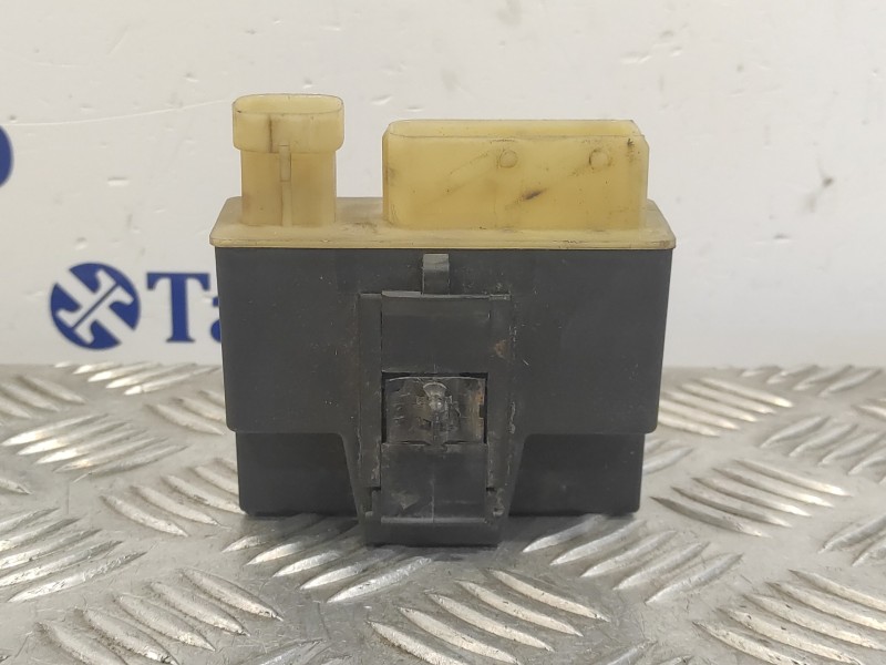 Recambio de caja precalentamiento para peugeot 308 1.6 blue-hdi fap referencia OEM IAM 9662570880  018010953