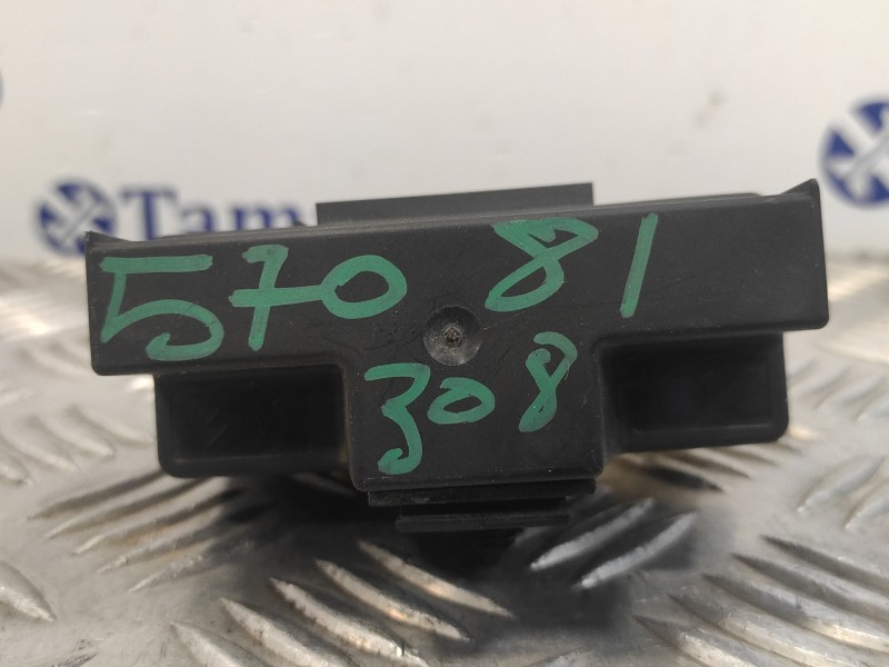 Recambio de caja precalentamiento para peugeot 308 1.6 blue-hdi fap referencia OEM IAM 9662570880  018010953