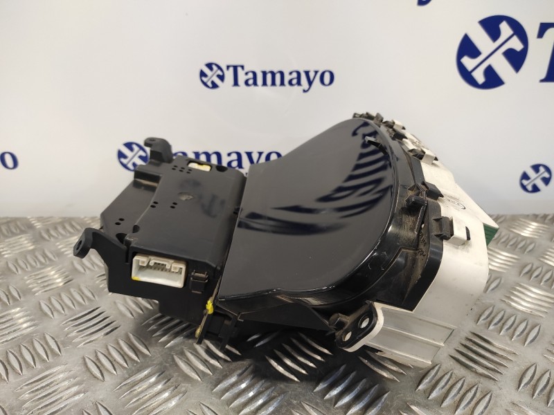 Recambio de cuadro instrumentos para toyota yaris referencia OEM IAM 8380052640 7508380052640 4573000961