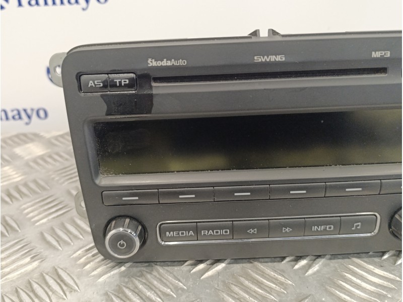 Recambio de sistema audio / radio cd para skoda fabia (5j2 ) 1.2 referencia OEM IAM 5J0035161D  GRO633