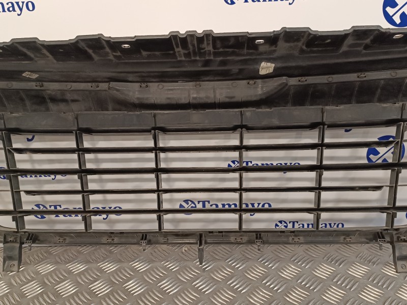 Recambio de rejilla delantera para peugeot boxer furgón 2.2 hdi fap cat referencia OEM IAM 1314847070  