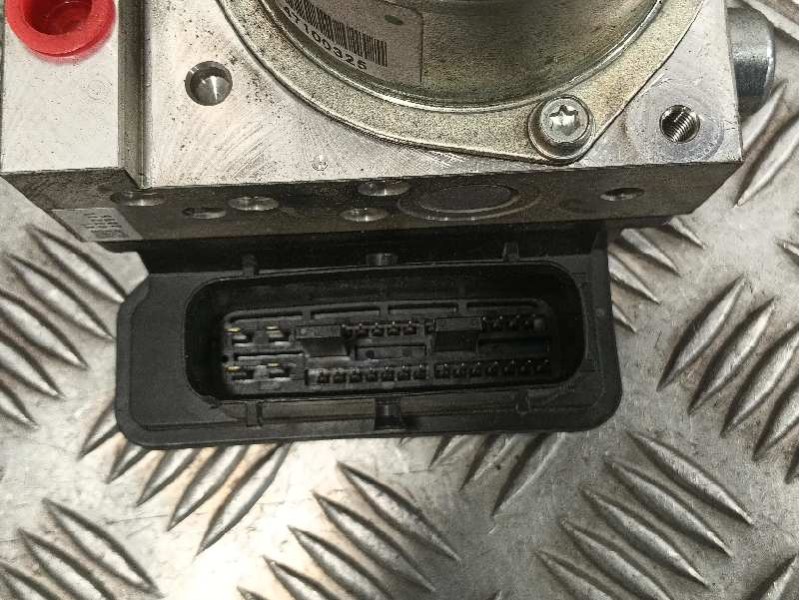 Recambio de abs para nissan juke (f15) referencia OEM IAM A98000B51 TD8405 47660BV80B