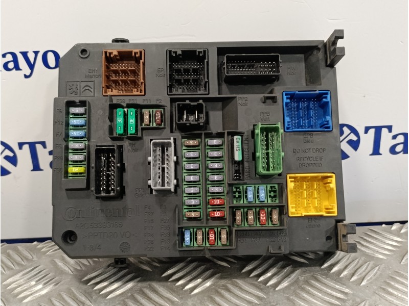 Recambio de caja reles / fusibles para peugeot 308 1.6 blue-hdi fap referencia OEM IAM 980668788001 BSIQ0301 A2C38848600
