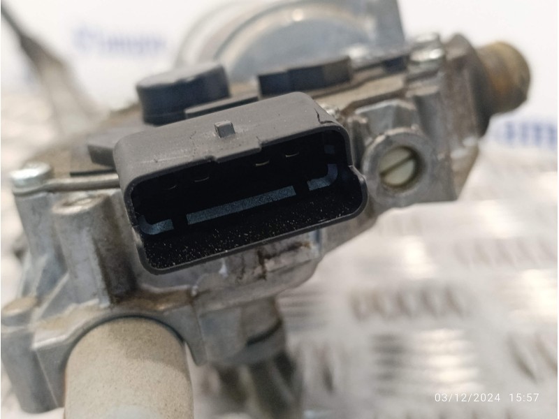 Recambio de brazo limpia delantero para opel movano b pritsche/kipper/koffer referencia OEM IAM 141409360  8200734788