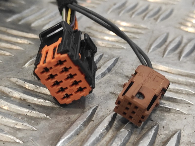 Recambio de retrovisor derecho para peugeot 308 1.6 blue-hdi fap referencia OEM IAM 0312230  