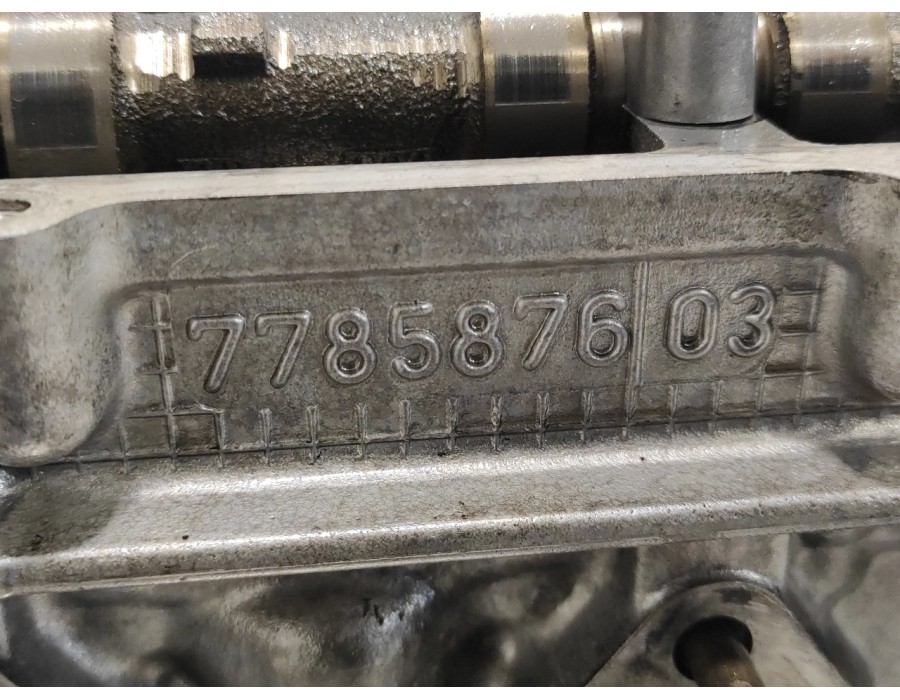 Recambio de culata para bmw serie 3 berlina (e46) 2.0 16v diesel cat referencia OEM IAM 778587603  7785876