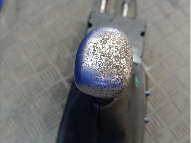 Recambio de palanca cambio para peugeot 308 1.6 blue-hdi fap referencia OEM IAM 9802245880  119181260