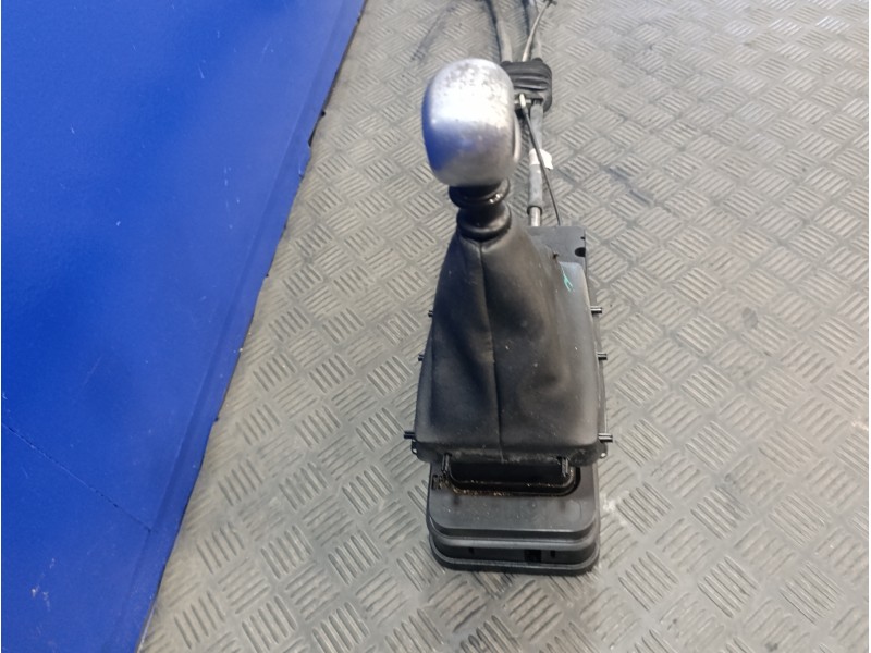 Recambio de palanca cambio para peugeot 308 1.6 blue-hdi fap referencia OEM IAM 9802245880  119181260