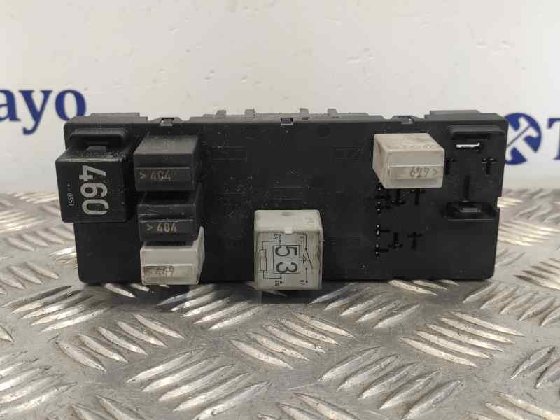 Recambio de caja reles / fusibles para volkswagen golf v berlina (1k1) 1.9 tdi referencia OEM IAM 1K0937049L  