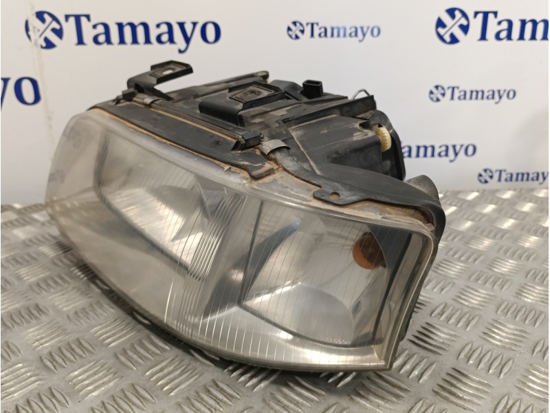 Recambio de faro izquierdo para audi a6 berlina (4b2) 2.8 v6 30v referencia OEM IAM   