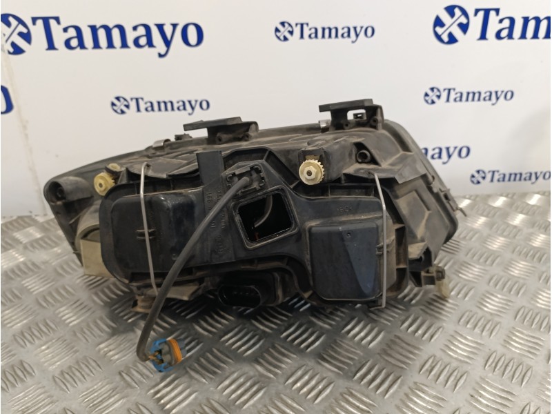 Recambio de faro izquierdo para audi a6 berlina (4b2) 2.8 v6 30v referencia OEM IAM   
