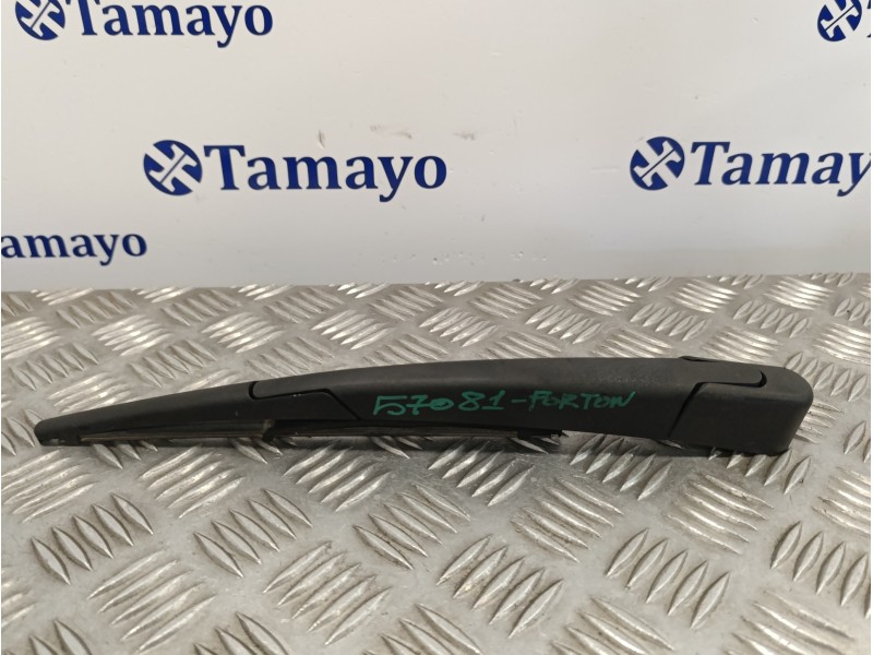 Recambio de brazo limpia trasero para peugeot 308 1.6 blue-hdi fap referencia OEM IAM   