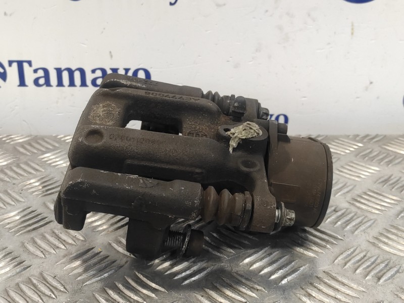 Recambio de pinza freno delantera izquierda para peugeot 308 1.6 blue-hdi fap referencia OEM IAM AE777006  705009M03