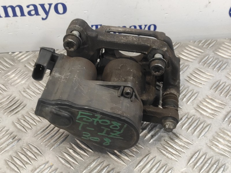 Recambio de pinza freno delantera izquierda para peugeot 308 1.6 blue-hdi fap referencia OEM IAM AE777006  705009M03