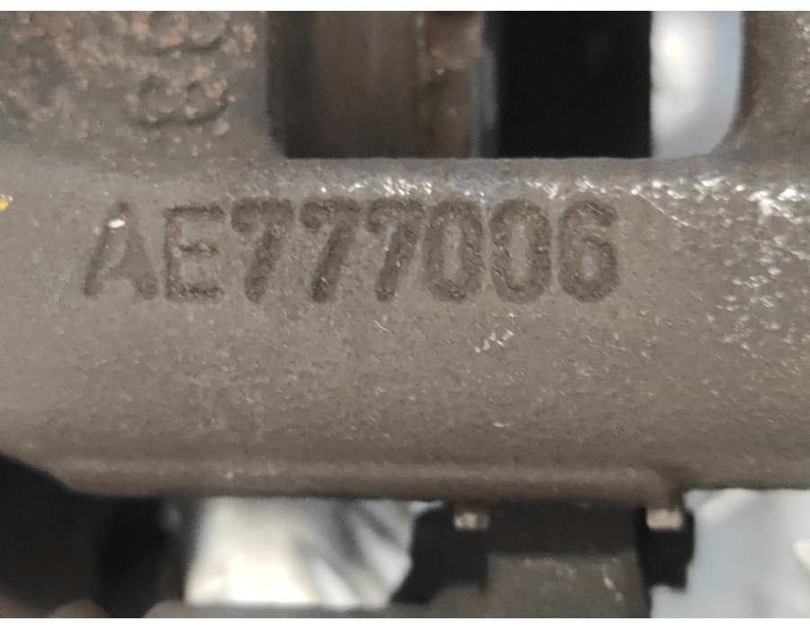 Recambio de pinza freno delantera izquierda para peugeot 308 1.6 blue-hdi fap referencia OEM IAM AE777006  705009M03