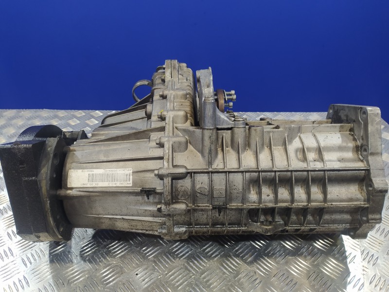 Recambio de caja transfer para volkswagen touareg (7l6) 2.5 tdi dpf referencia OEM IAM 0AD341011E  