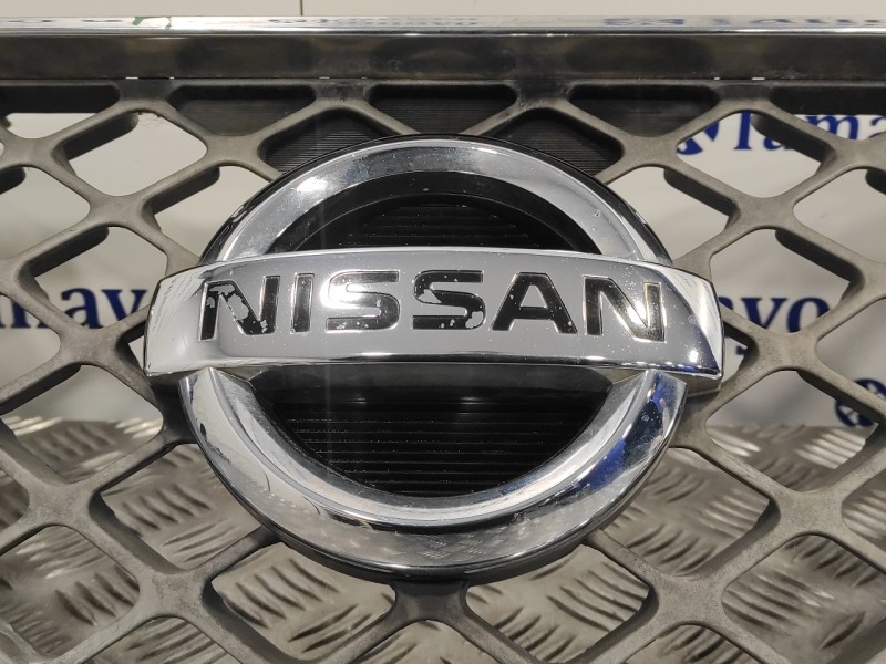 Recambio de rejilla delantera para nissan pathfinder (r51) 2.5 dci diesel cat referencia OEM IAM   