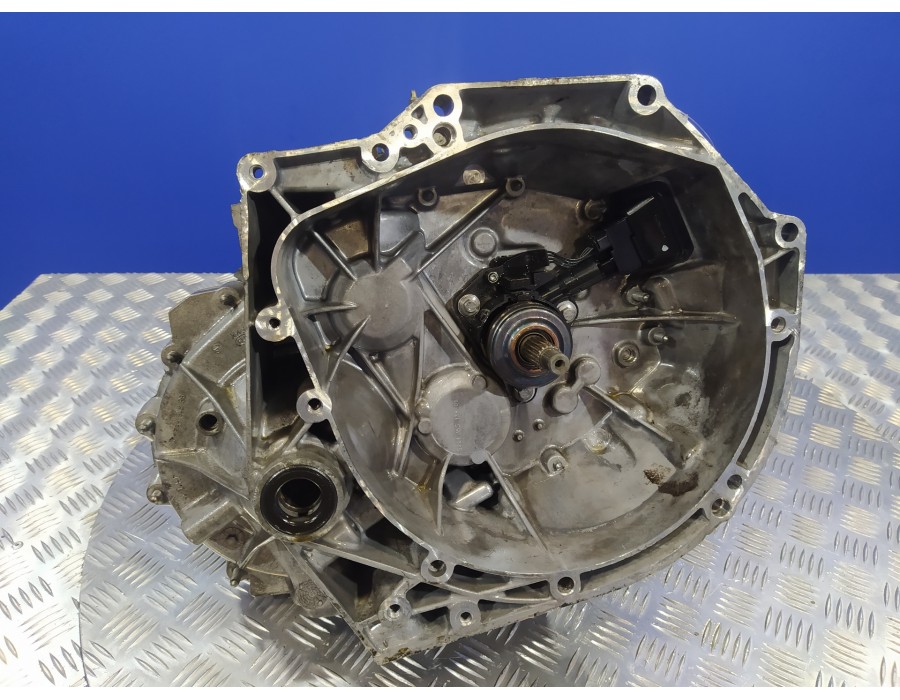 Recambio de caja cambios para peugeot 308 sw 1.6 hdi fap cat (9hz / dv6ted4) referencia OEM IAM 20DS07  