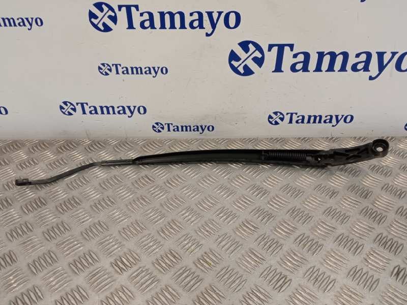 Recambio de brazo limpia delantero derecho para toyota yaris (xpa1f/mxph11/chxnbw) hybrid 1.5cc referencia OEM IAM 85211K0020  