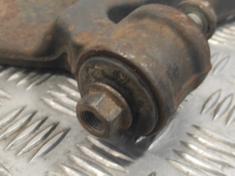 Recambio de brazo suspension inferior delantero derecho para volkswagen t5 transporter (7e) 2.0 tdi cat (cfca) referencia OEM IA