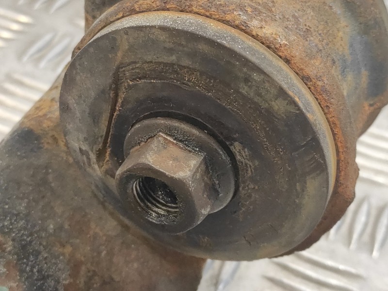 Recambio de brazo suspension inferior delantero derecho para volkswagen t5 transporter (7e) 2.0 tdi cat (cfca) referencia OEM IA