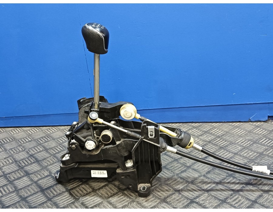 Recambio de palanca cambio para ford focus lim. (cb8) 1.6 tdci cat referencia OEM IAM BV6R7E395GC  BV6R7E395