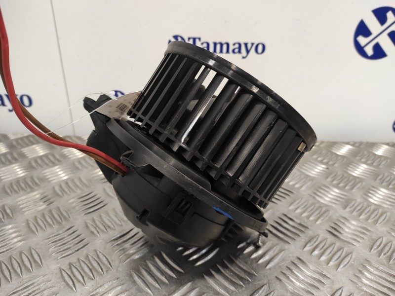 Recambio de motor calefaccion para opel meriva b 1.7 16v cdti referencia OEM IAM T1019714Q  