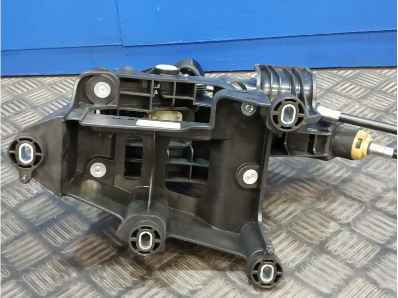 Recambio de palanca cambio para ford focus lim. (cb8) 1.6 tdci cat referencia OEM IAM BV6R7E395GC  BV6R7E395