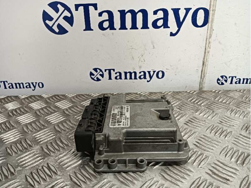 Recambio de centralita motor uce para citroën c3 referencia OEM IAM 0281018465 1039S5 9666729680