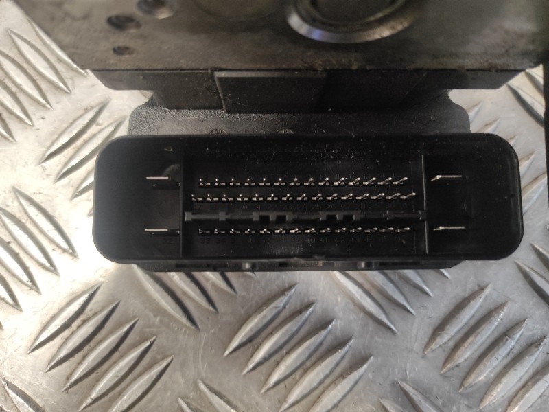 Recambio de abs para ford focus lim. (cb8) 1.6 tdci cat referencia OEM IAM BV612C405AJ 10021208904 10096101943
