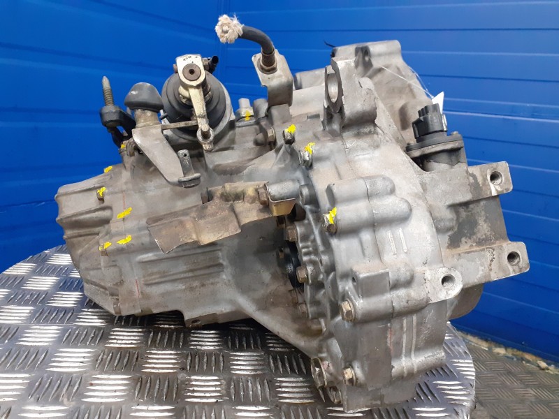 Recambio de caja cambios para toyota avensis berlina (t 22) 2.0 turbodiesel cat referencia OEM IAM 2CTE  