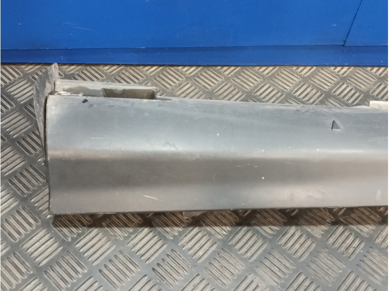 Recambio de talonera izquierda para ford focus lim. (cb8) 1.6 tdci cat referencia OEM IAM BM51A10155A  