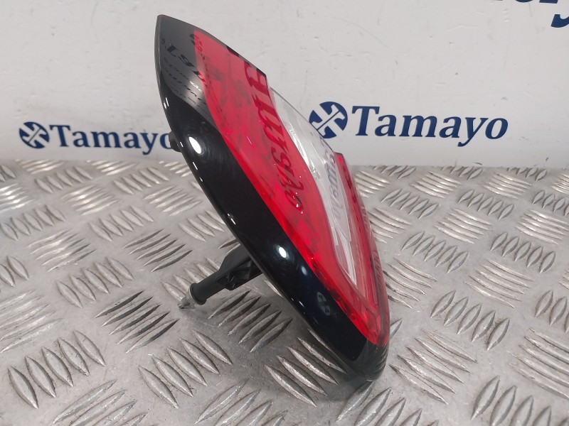 Recambio de piloto trasero izquierdo interior para renault captur referencia OEM IAM 265557893R  