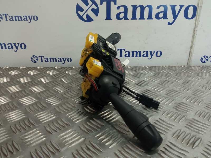 Recambio de mando multifuncion para renault captur referencia OEM IAM 255675887R  E10670323