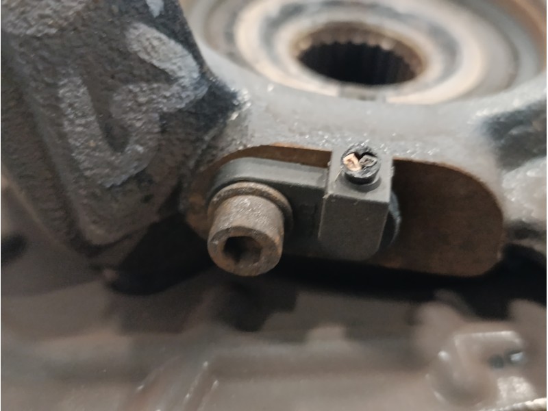 Recambio de mangueta delantera izquierda para ford ka (ccu) 1.3 tdci cat referencia OEM IAM   