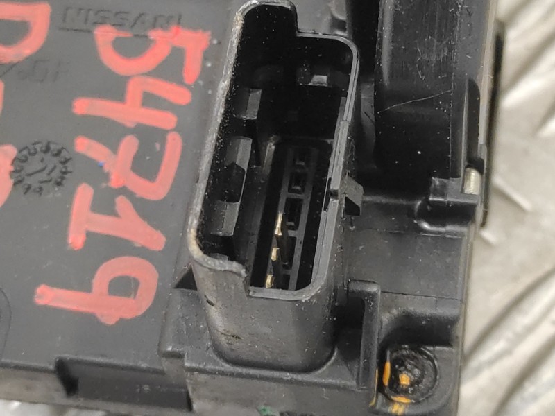 Recambio de cerradura puerta delantera derecha para nissan nv 200 (m20) 1.5 dci cat referencia OEM IAM   