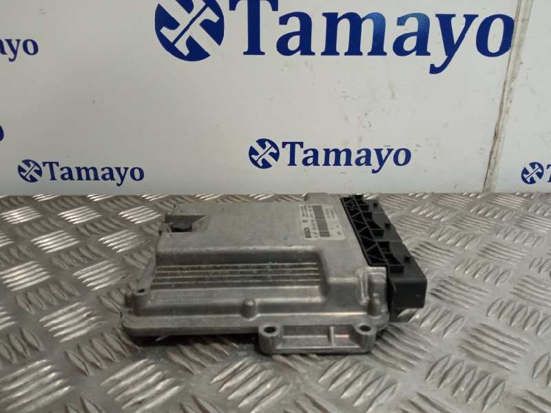 Recambio de centralita motor uce para renault captur referencia OEM IAM 0281030899 237104627R 237104376R