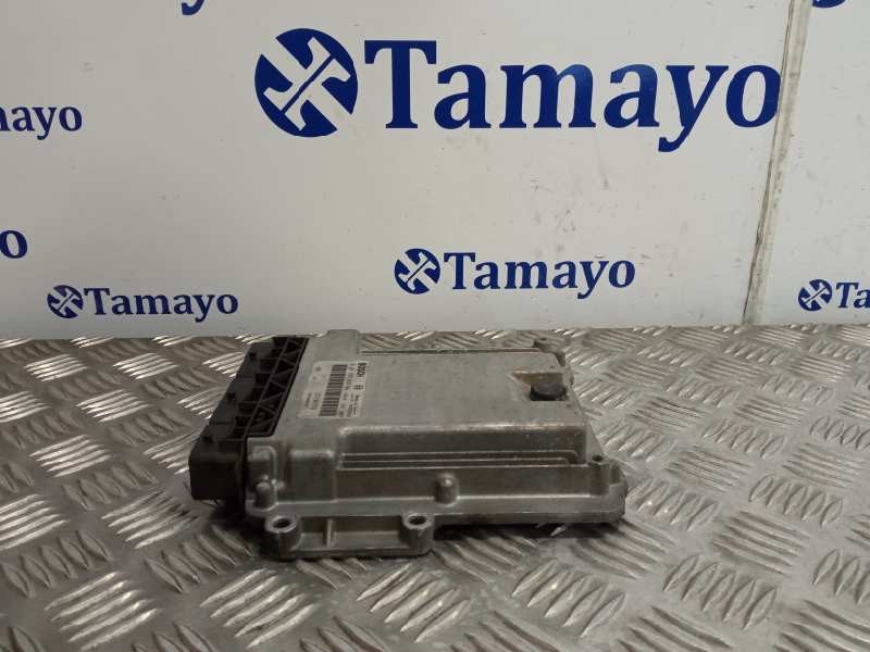 Recambio de centralita motor uce para renault captur referencia OEM IAM 0281030899 237104627R 237104376R