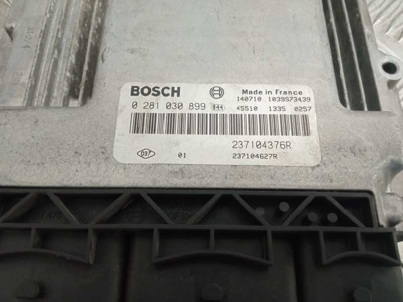 Recambio de centralita motor uce para renault captur referencia OEM IAM 0281030899 237104627R 237104376R