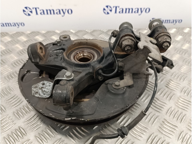 Recambio de mangueta delantera derecha para peugeot 308 1.6 blue-hdi fap referencia OEM IAM 9806779480  