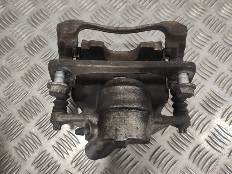 Recambio de pinza freno delantera derecha para peugeot 308 1.6 blue-hdi fap referencia OEM IAM 705010  