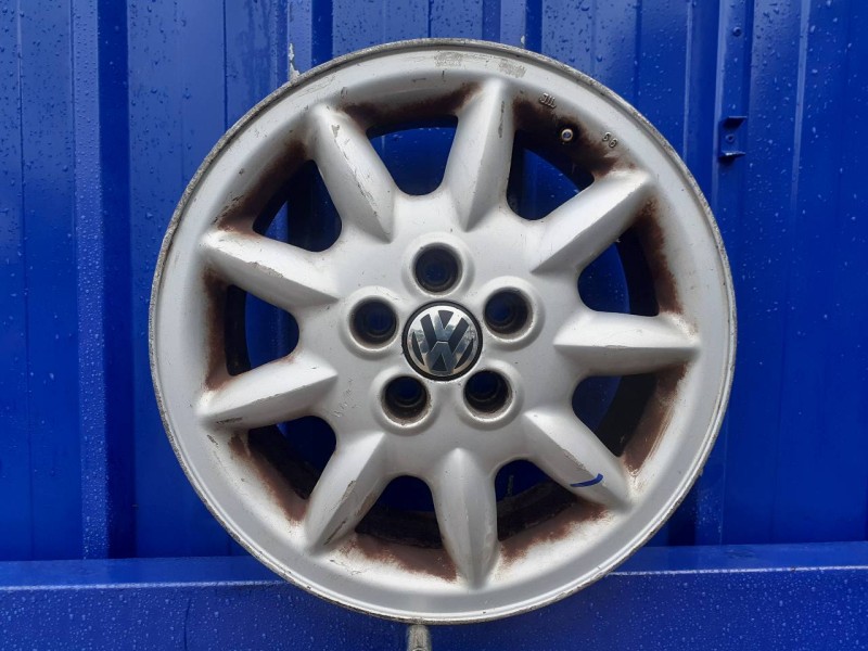 Recambio de llanta para volkswagen golf iii berlina (1h1) 2.0 referencia OEM IAM 1H0601025T  