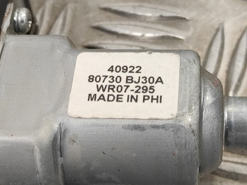 Recambio de elevalunas delantero derecho para nissan nv 200 (m20) 1.5 dci cat referencia OEM IAM 80700BJ30B0C  80730BJ30A