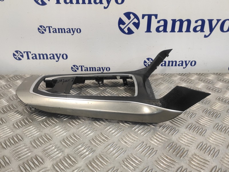 Recambio de moldura para peugeot 308 1.6 blue-hdi fap referencia OEM IAM 98088086XU  