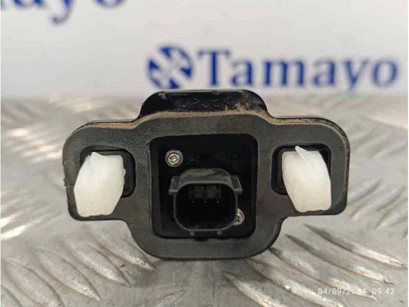 Recambio de camara trasera para toyota rav4 referencia OEM IAM 867B042030  