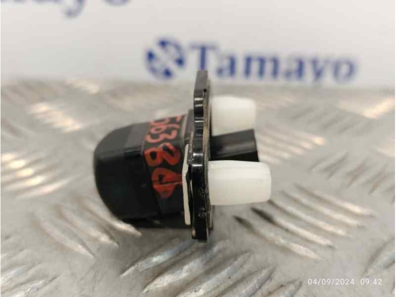 Recambio de camara trasera para toyota rav4 referencia OEM IAM 867B042030  