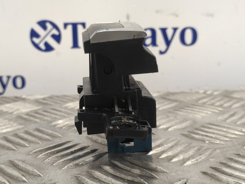 Recambio de freno de mano electrico para peugeot 308 1.6 blue-hdi fap referencia OEM IAM 96785851  032142601